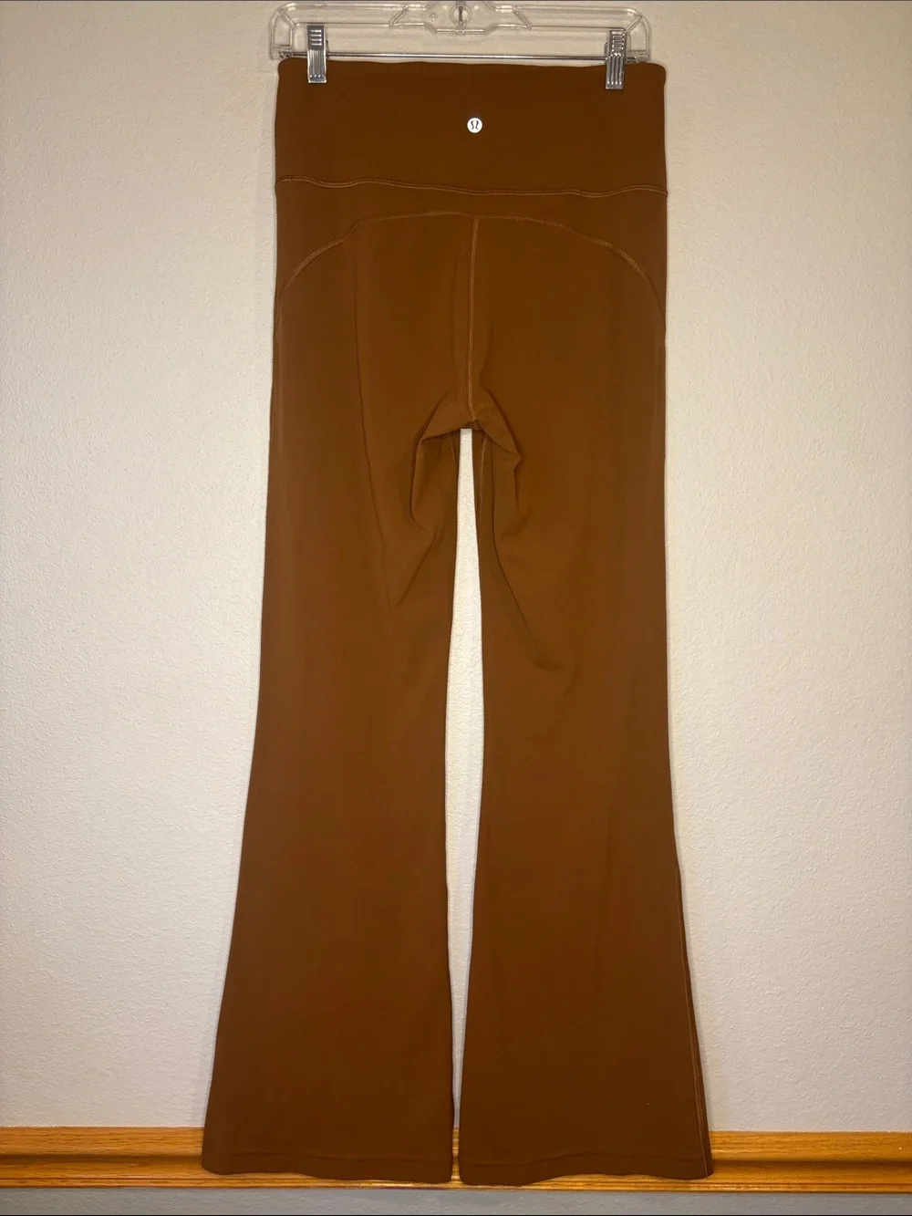 Lululemon Groove Nulu super high rise flare pant W5DKMS butternut brown 10